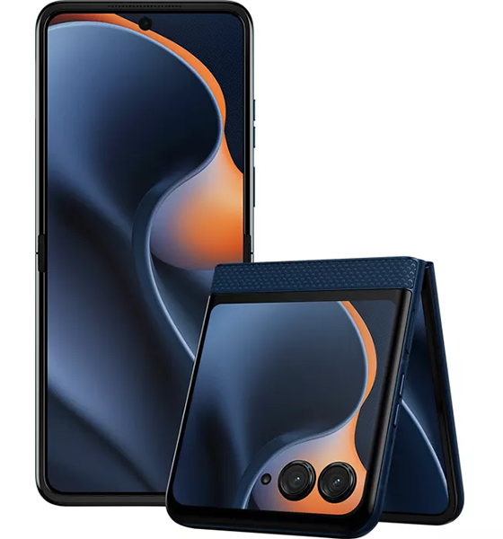 Motorola razr 2025 in PANTONE Gibraltar Sea