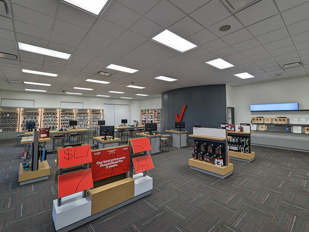 Interior of Verizon on Shiloh in Billings