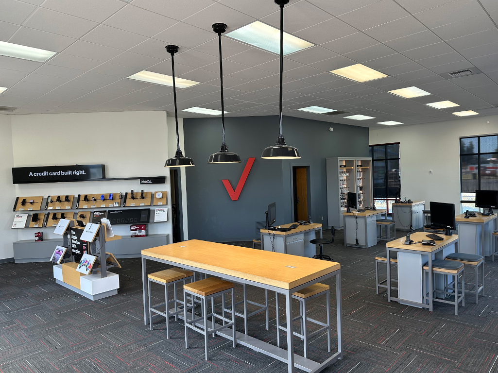 Interior of Verizon store on US Hwy 2 E in Kalispell, MT
