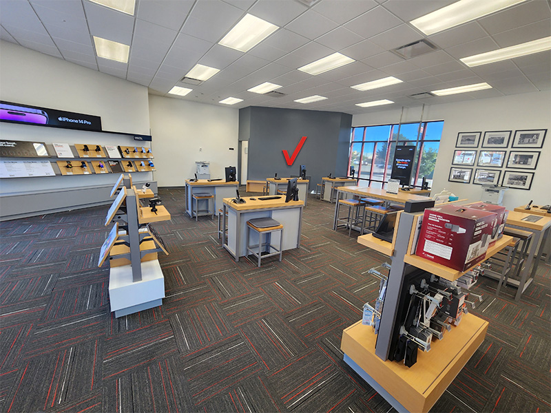 Interior of Verizon store in Cheyenne, WY