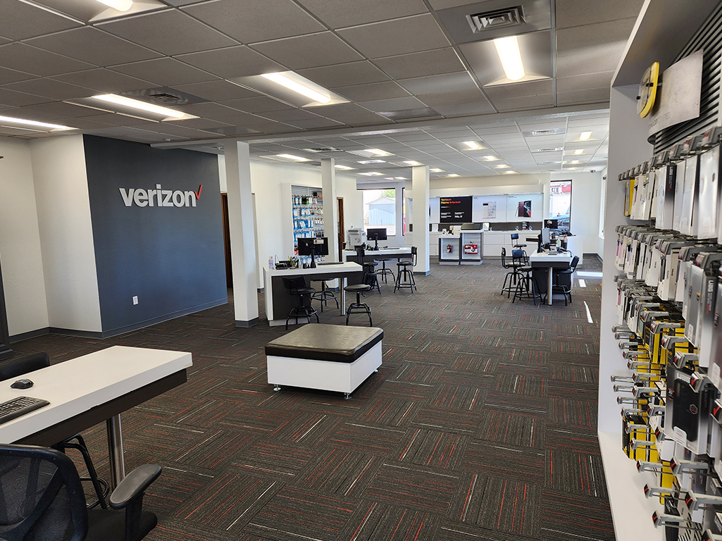 Verizon store interior in Torrington, WY