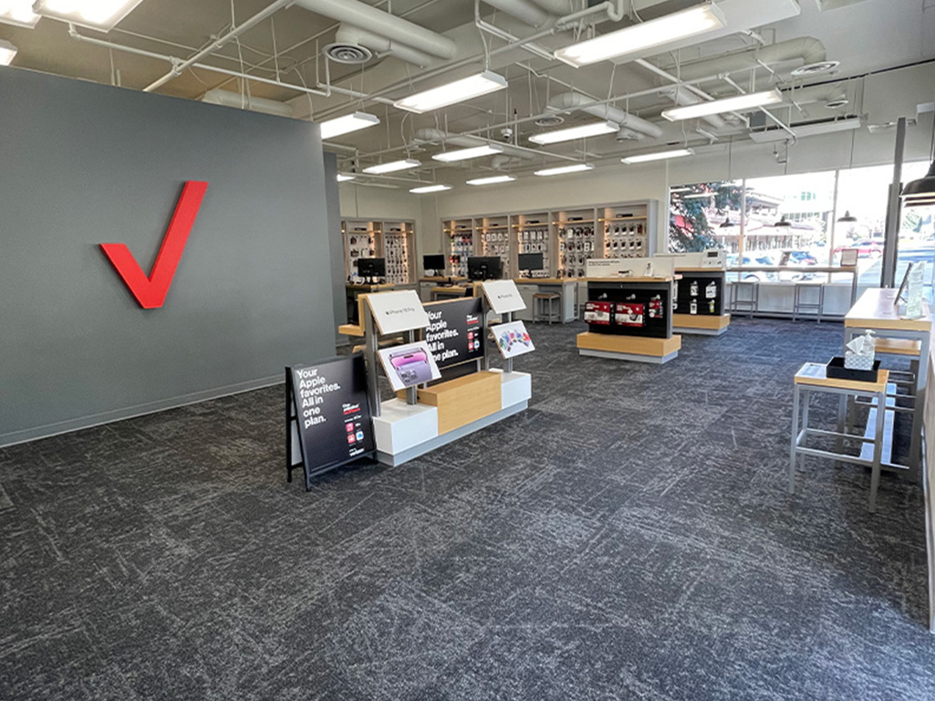 Interior of Verizon in Avon, CO